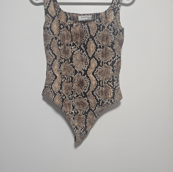 Aritzia Babaton Bodysuit Snakeskin small size - Picture 6 of 7